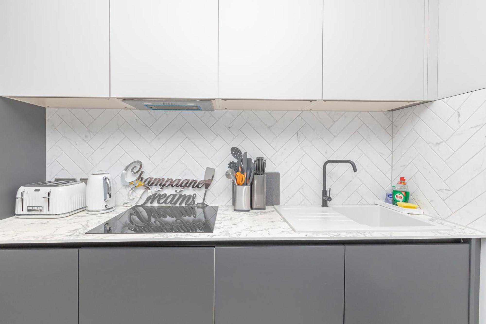 Flash Sales Offer - Any Week Day No Minimum Night Restrictions Brighton City Centre Seafront 1 Bedroom Flat Bn133Duk02 Exterior foto